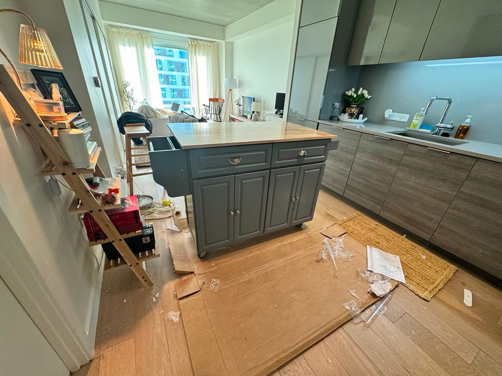 Kitchen island furniture assembly