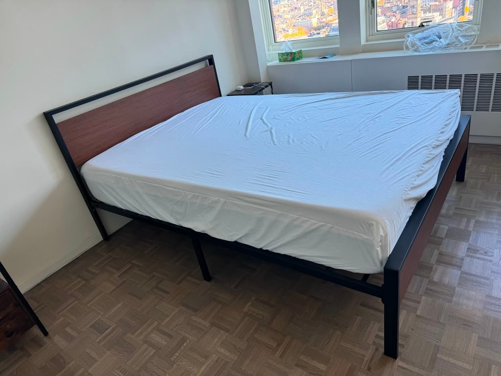 Metal bed frame furniture assembly