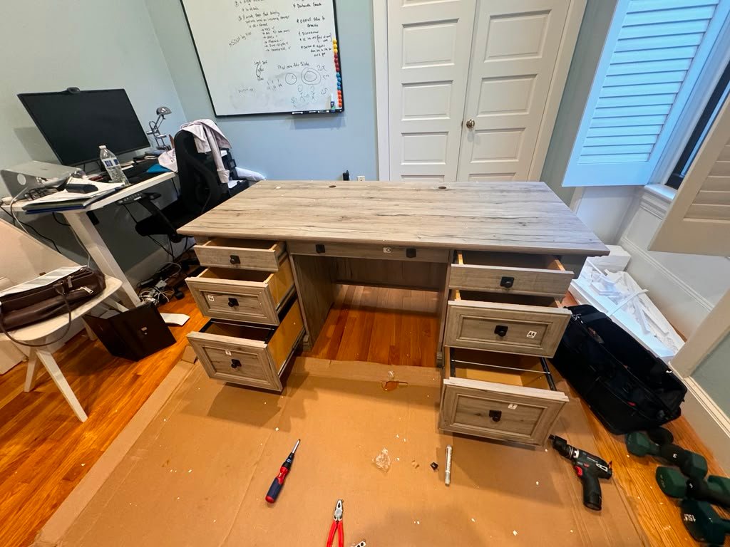 Office desk furniture assembly